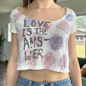 american eagle cropped tee
